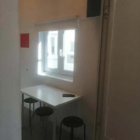 Economic Studio Near Graca * Lisboa
